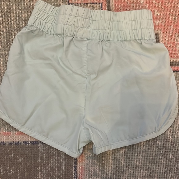 Properly Tied Solis Shorts - Picture 5 of 5